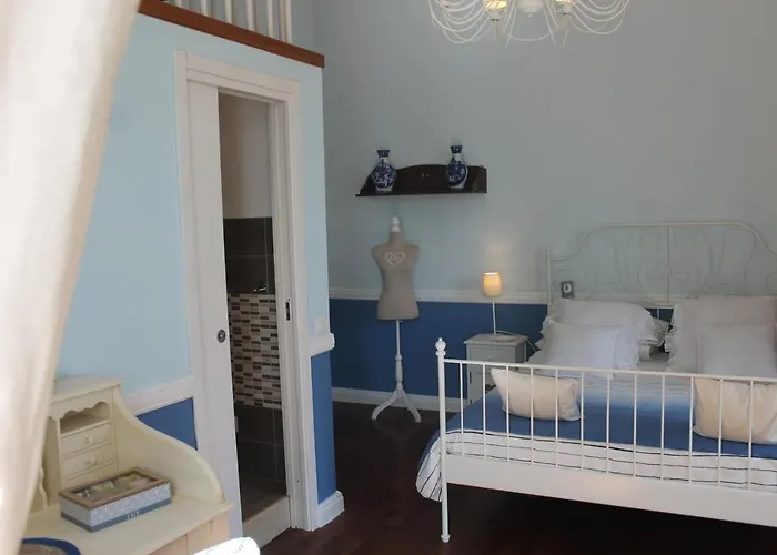 Le Sorelle 3* Naples